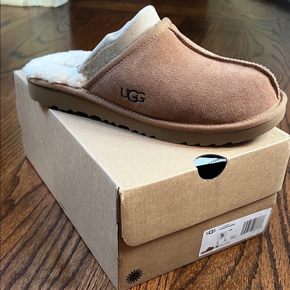 UGG Keegan Slipper Tan Suede Slip-On Shoes BIG KID Size 5